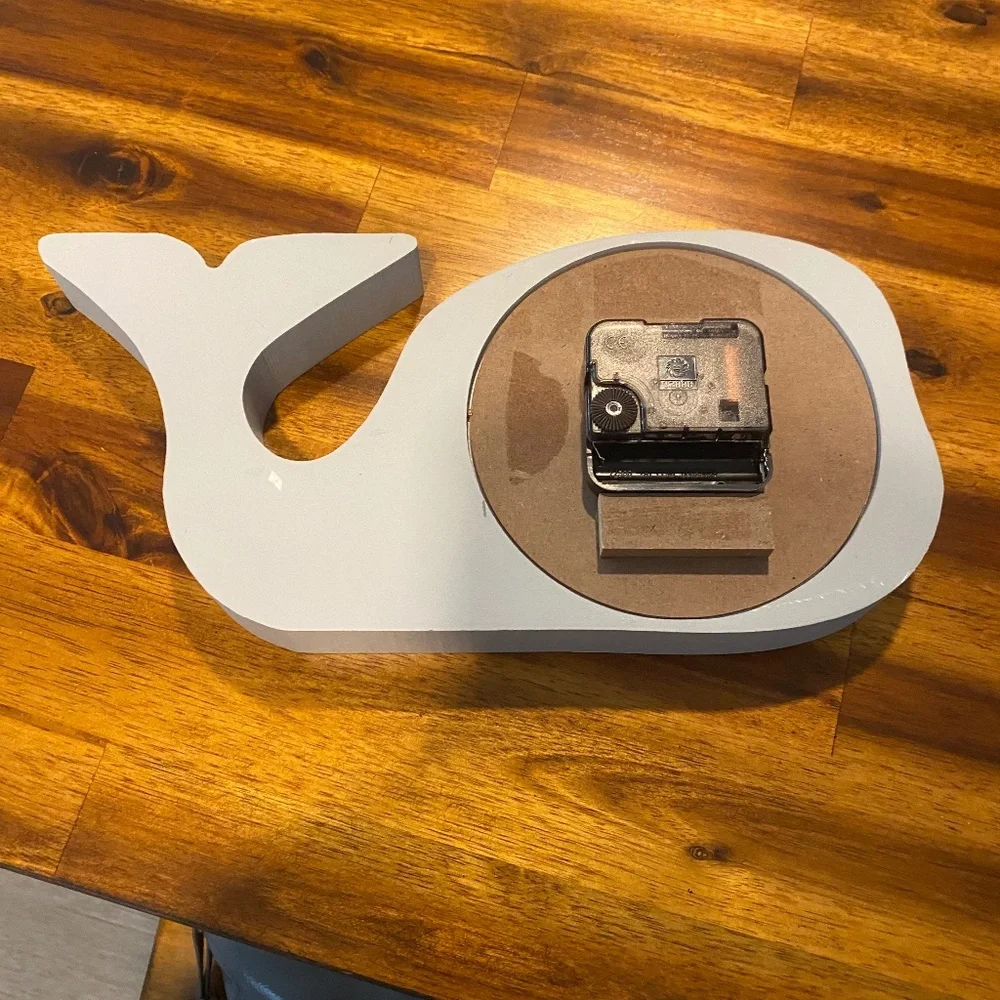 🌊🐋COASTAL CORE Wooden Whale Clock